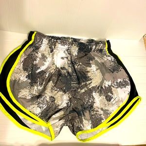 Nike Dri-Fit Graphic Print Running Shorts w/Briefs Training shorts size Womens M